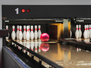 Bowling Makinesi ile Eğlence Merkezlerinde Kârlılığı Artırın